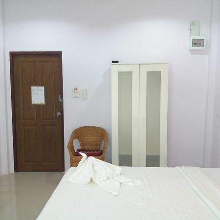 Samsiri Resort Korat Накхонратчасима Экстерьер фото